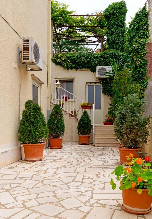 Apartment Michelle Dubrovnik Bagian luar foto